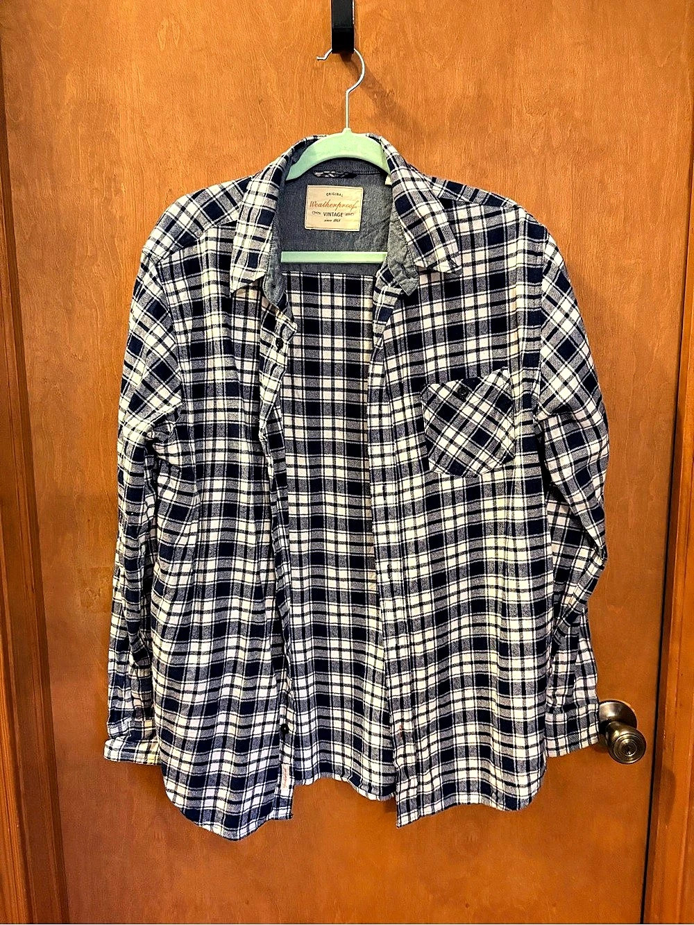 Weatherproof Vintage Plaid Button Down in Blue & White Size Large